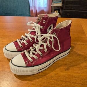 Converse Chuck Taylor All Star Lift Platform High Top Burgundy Women’s [SIZE 9]